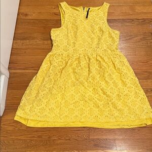 Kensie Yellow Flower Lace Sleeveless Dress